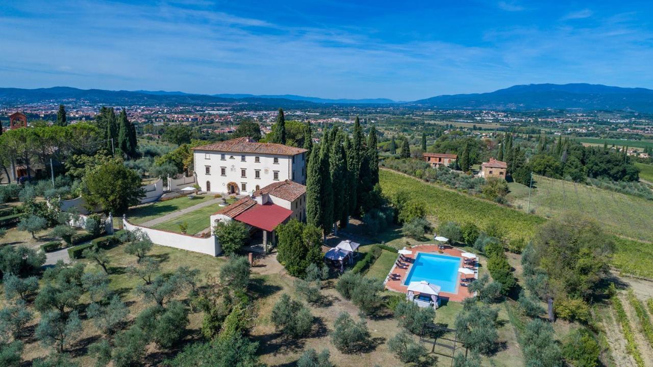 Villalta 18&2, Emma Villas Arezzo Bagian luar foto